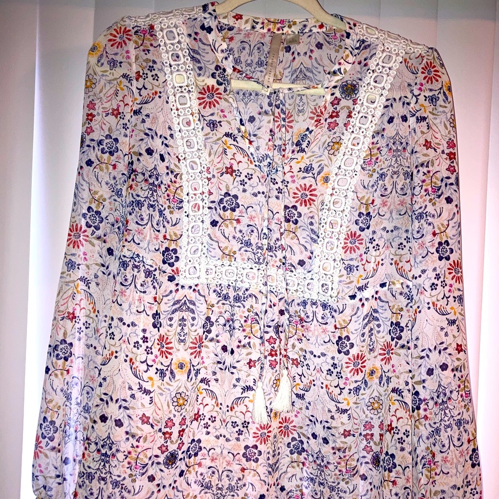 Flowery blouse M